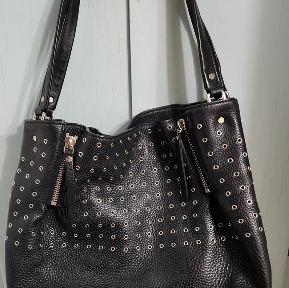 BURBERRY MAIDSTONE MEDIUM CALFSKIN TOTE EUC SILVERSTONE GROMMETS - Picture 1 of 13